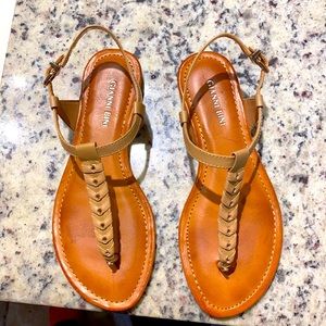 Gianni Bini sandals